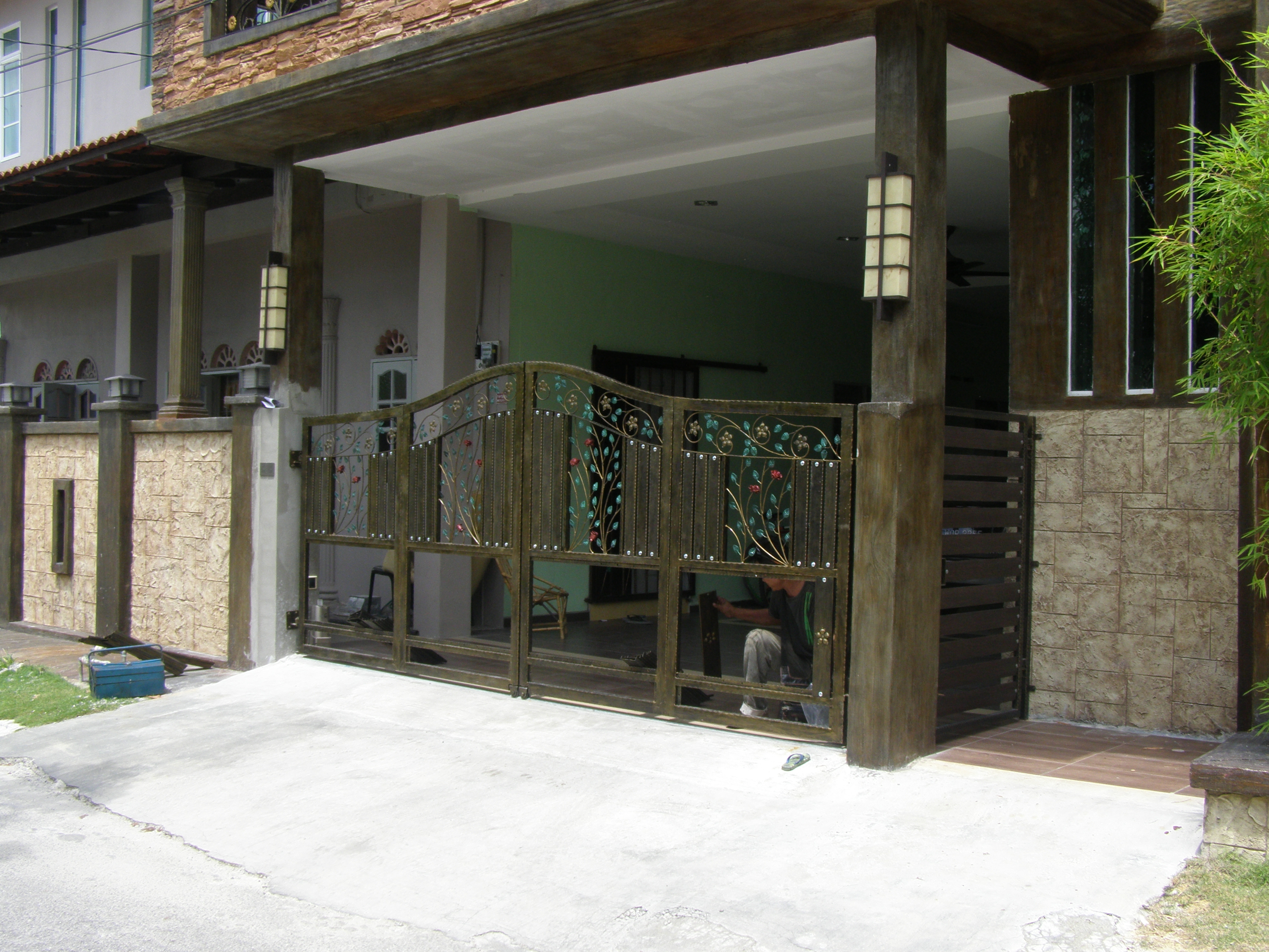 Exterior facade gate project